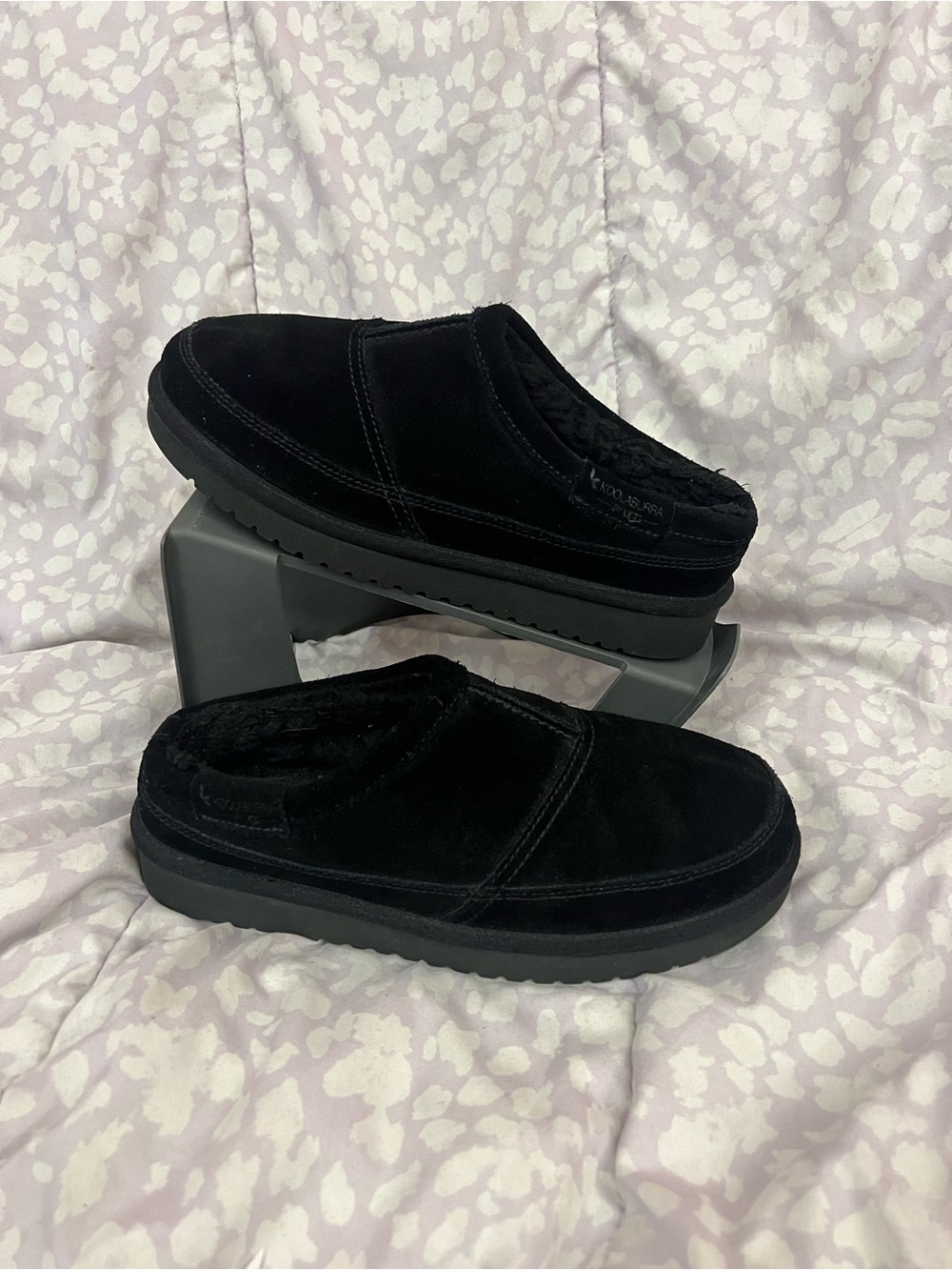 Koolaburra by Ugg Black Suede Graisen Slippers Size 7 Men’s